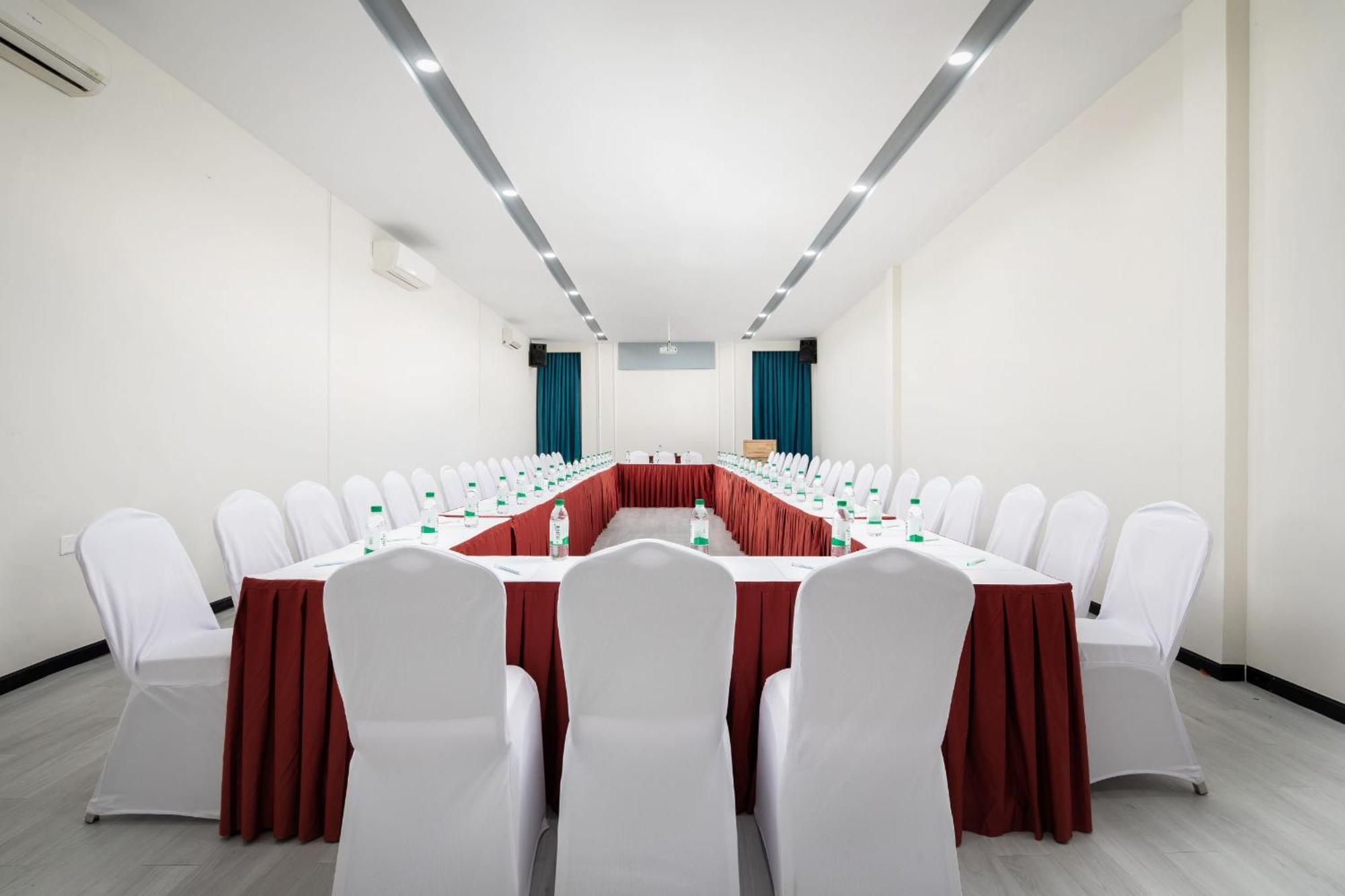 Joli Hotel 金边 外观 照片